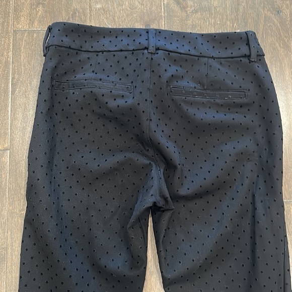 Old Navy Black Velvet Polka Dot Pixie Ankle Pants size 0 - Picture 6 of 7